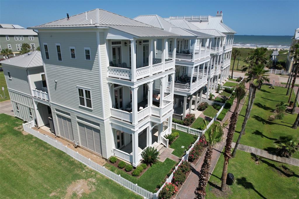 750 Beachtown Passage in Galveston’s highly sought after Beachtown