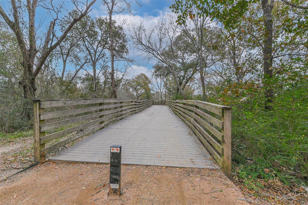 The bridge from Holly Bay Park to the Armand Bayou Walking Trail