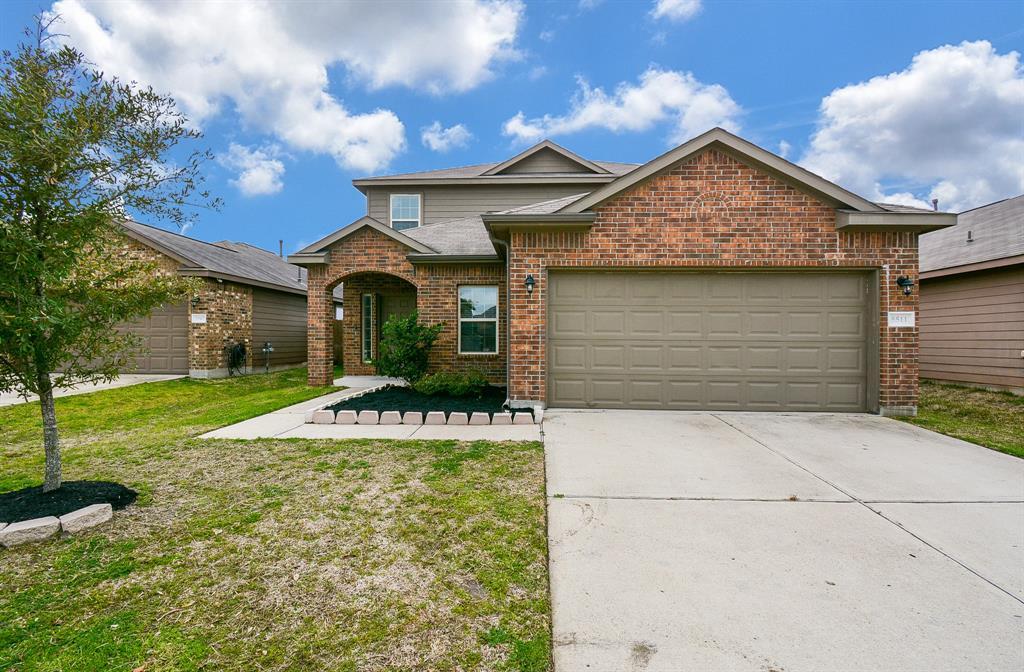 This inviting single family, 2-story brick treasure is located in a cul-de-sac at 5511 Casa Mila Drive, Katy, TX, in the Plantation Lakes community.